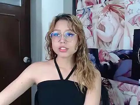 Naked Room Khassia_Queen 
