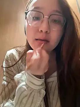 KissMeEva from StripChat