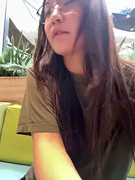 KissMeEva from StripChat
