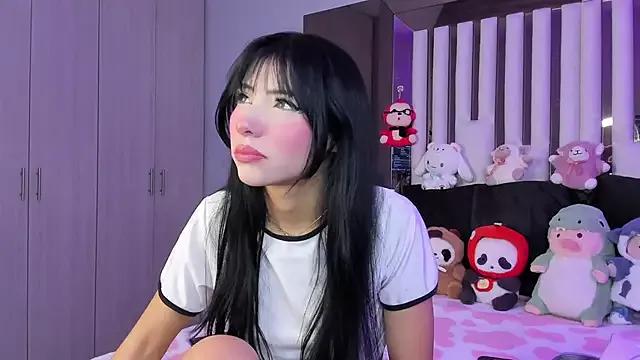 Kitty_Eliffe from StripChat