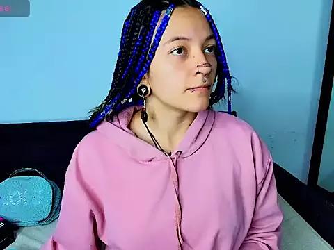 Kitty_ravee from StripChat
