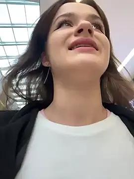 KittyQueeny from StripChat