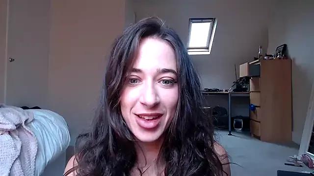 KlaraDelgado from StripChat