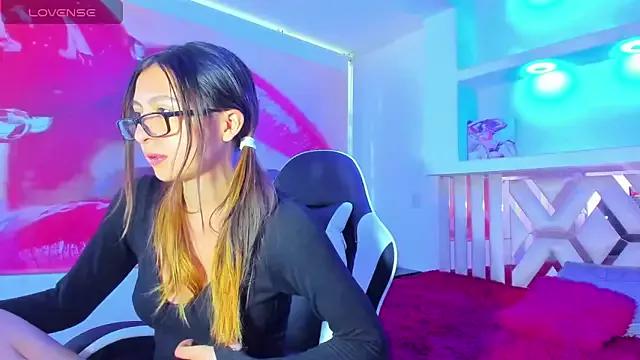 lala_clark from StripChat