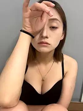 lala_v from StripChat