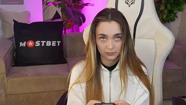 Lana_Pulse from StripChat
