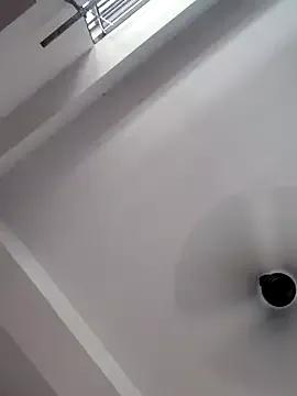 Naked Room LARAfun 