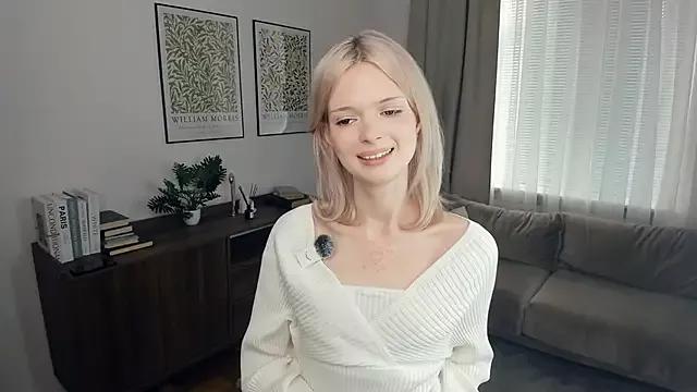 LaureMestler from StripChat