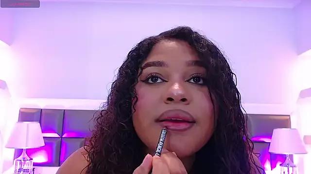 LennaEvans from StripChat
