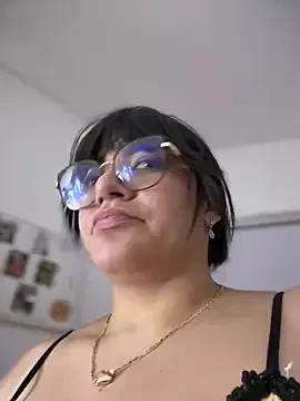Lia_flowers from StripChat is Freechat