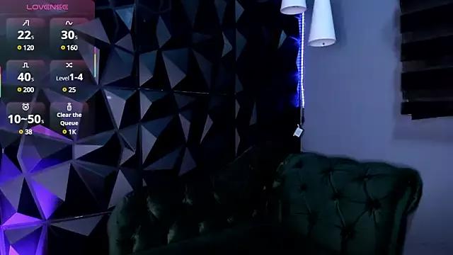Liatompsonn from StripChat
