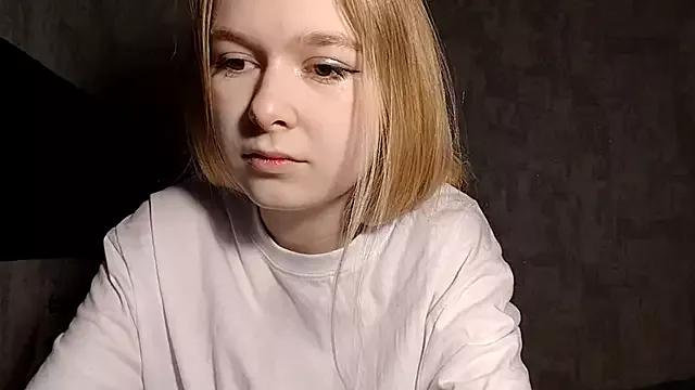 LiaVibes from StripChat is Freechat