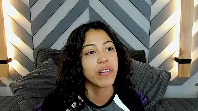 liily_grey from StripChat