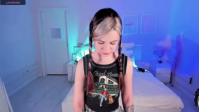 Lil_Amelie from StripChat