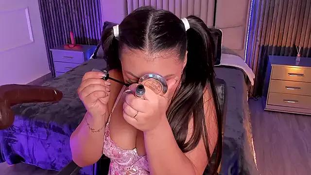 Lillyortiz from StripChat