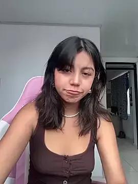 Naked Room LiLy_kIndly 