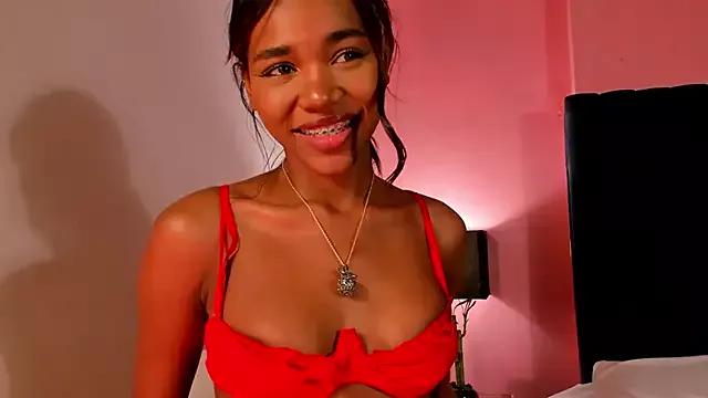 Lily_Miiller from StripChat