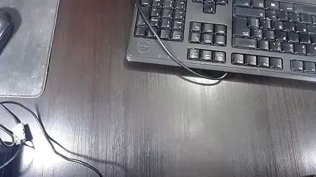 Lilyevansx from StripChat