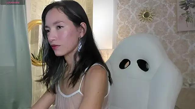 LilyThea from StripChat