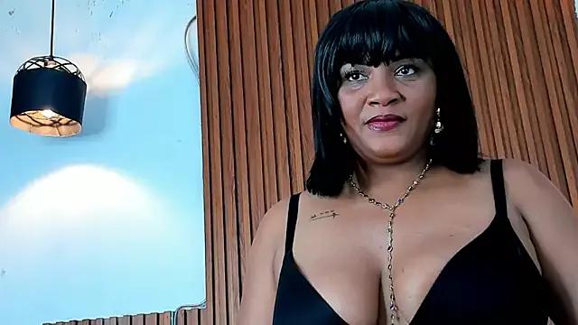 linda_yepez from StripChat