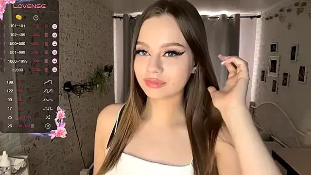 Naked Room LinetteFay 