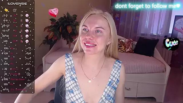 LiSinDoll from StripChat