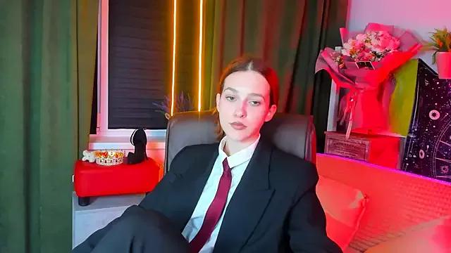 LolaLemona from StripChat