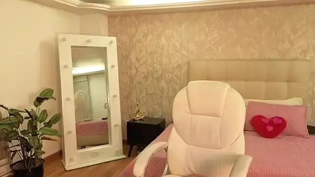 loly_marce from StripChat