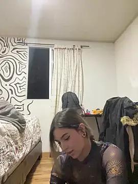 LoolitaBeauty_ from StripChat