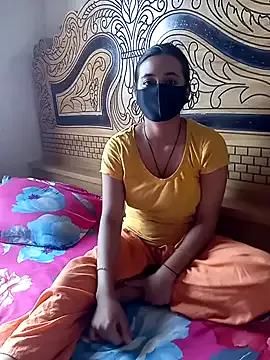 Naked Room Love_Queen11 