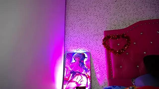 luly_pink from StripChat