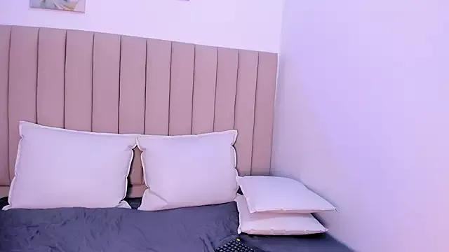 Luna___Smith from StripChat