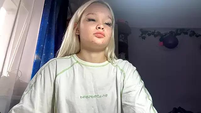 Lunaalisa from StripChat