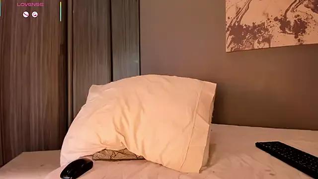 LynnSam_ from StripChat
