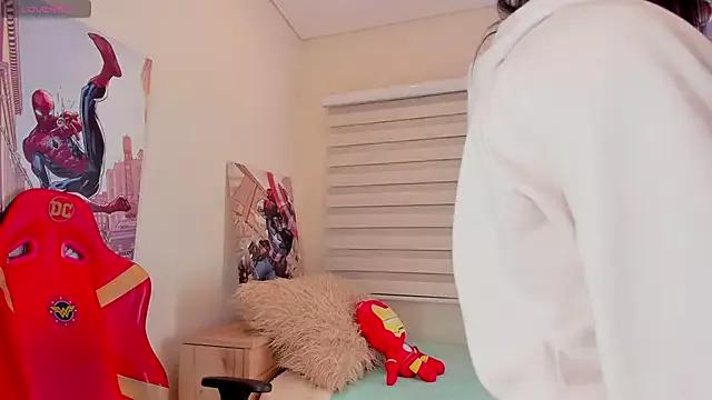 madelyn_rose_ from StripChat