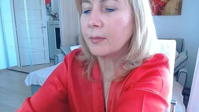 Magic_Blondie from StripChat is Freechat