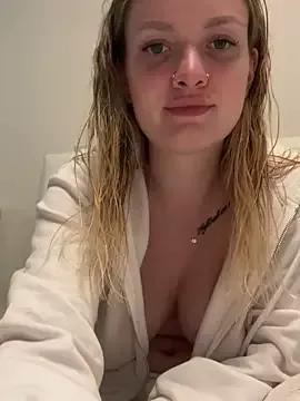 Naked Room mariemelissah 