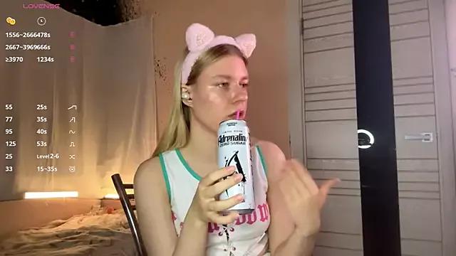 Naked Room MaryjaneSpider 