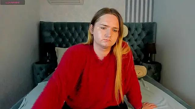 Naked Room Melaniass 