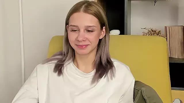 MelanyPak from StripChat