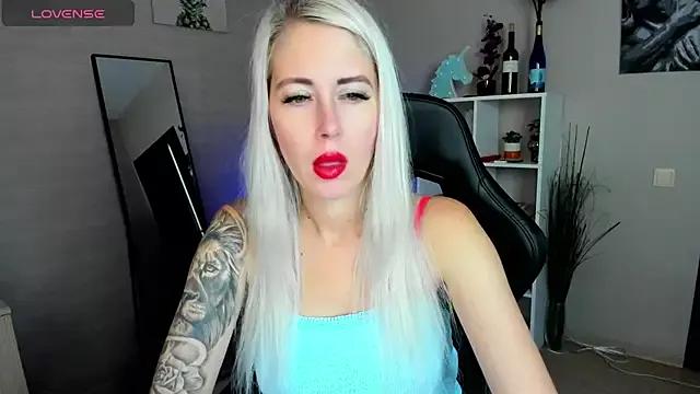 Mermaid_N from StripChat