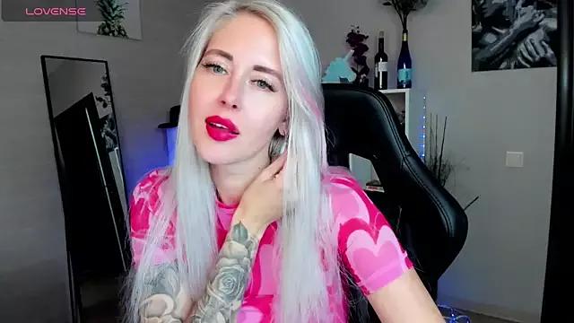 Mermaid_N from StripChat