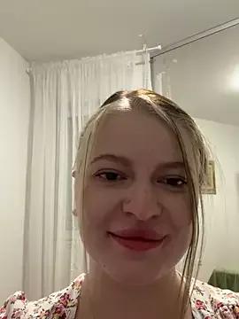 Mia_Kamp from StripChat