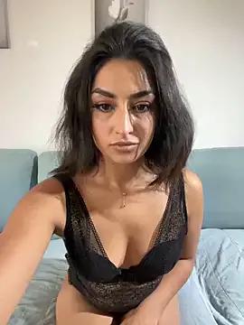 Naked Room Mia_spicyy 