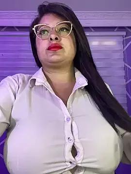 MiiaaJoness from StripChat