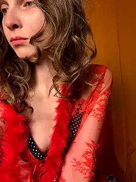 MikkyMoony from StripChat