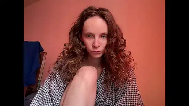 MikkyMoony from StripChat