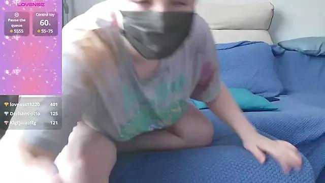Naked Room MilaaMilaa 