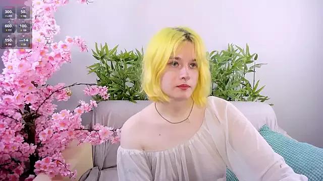 Naked Room Milena_Cecret 