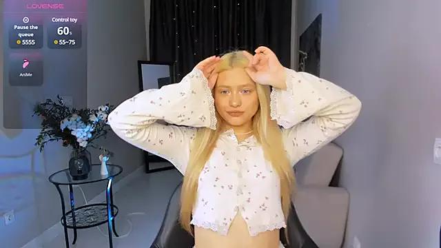 Millie_Vanillie from StripChat is Private
